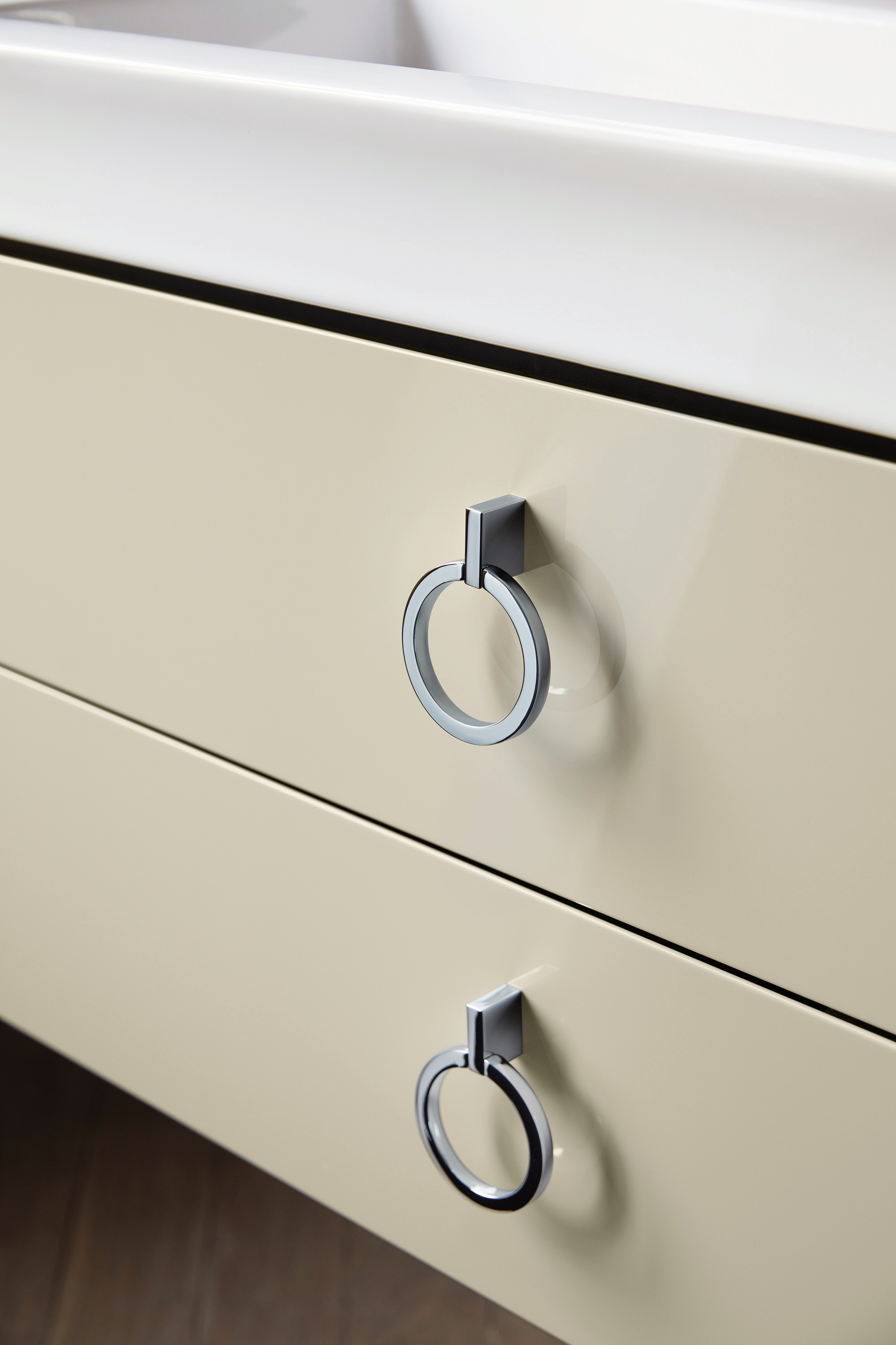 Duravit_White_Tulip_PE_1502480_300.jpg