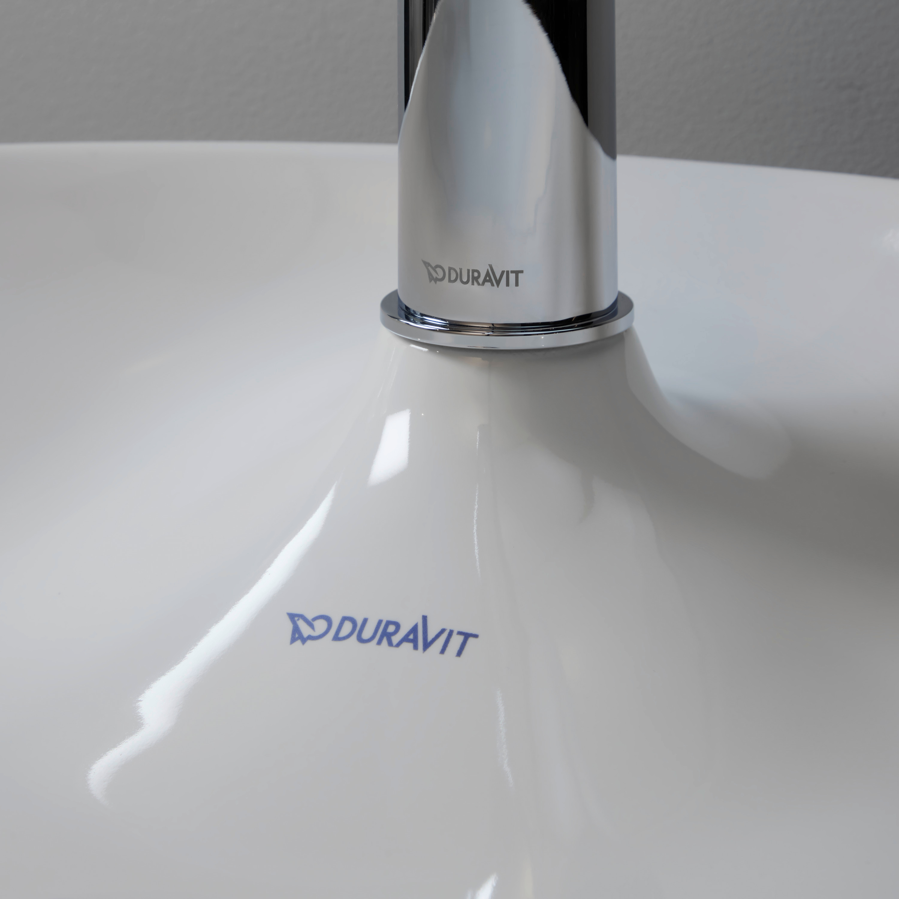 Duravit_Cape_Cod_2115879_300.jpg