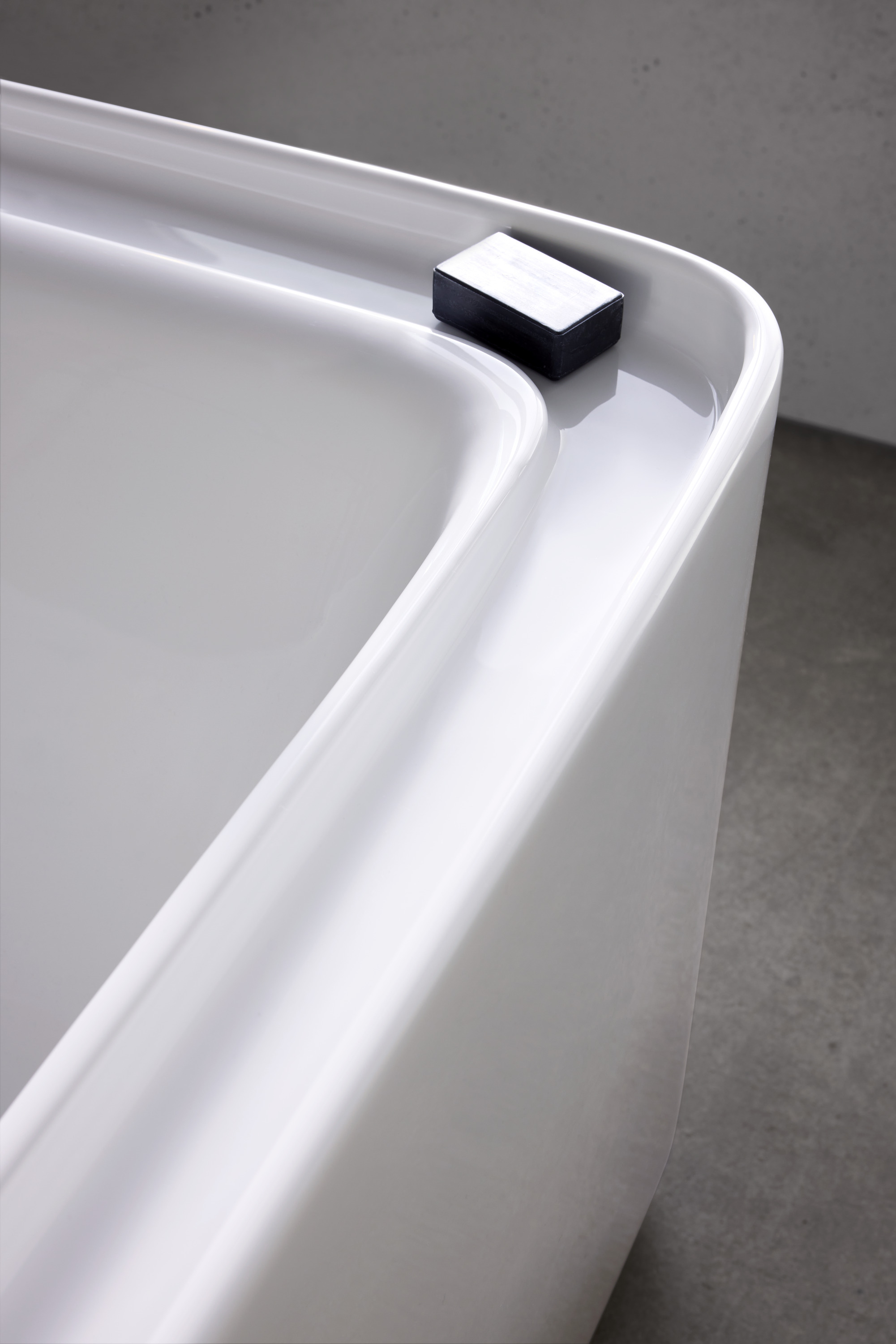 Duravit_Bento_Starck_Box_2704402_300.jpg