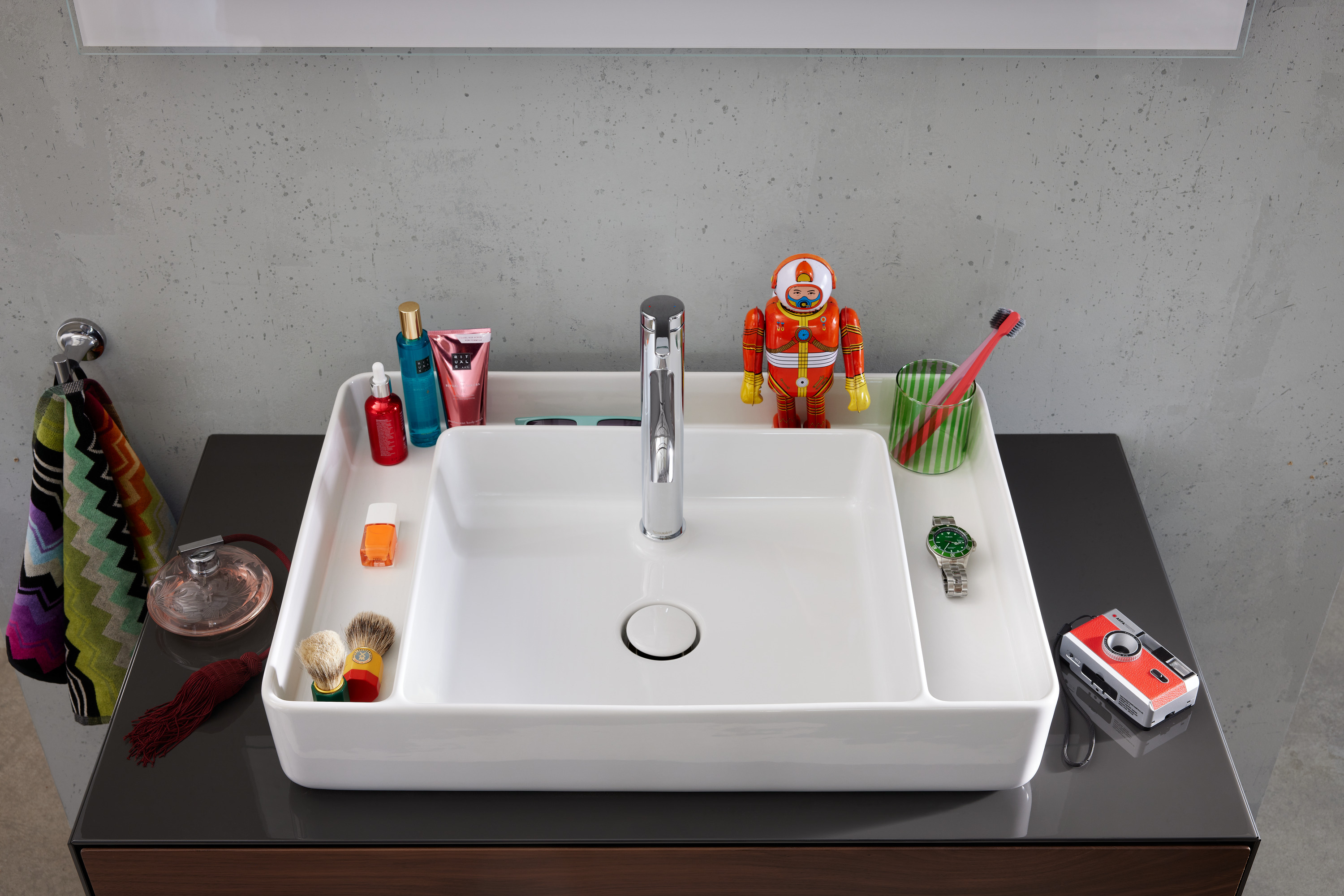 Duravit_Bento_Starck_Box_C1_2704385_300.jpg
