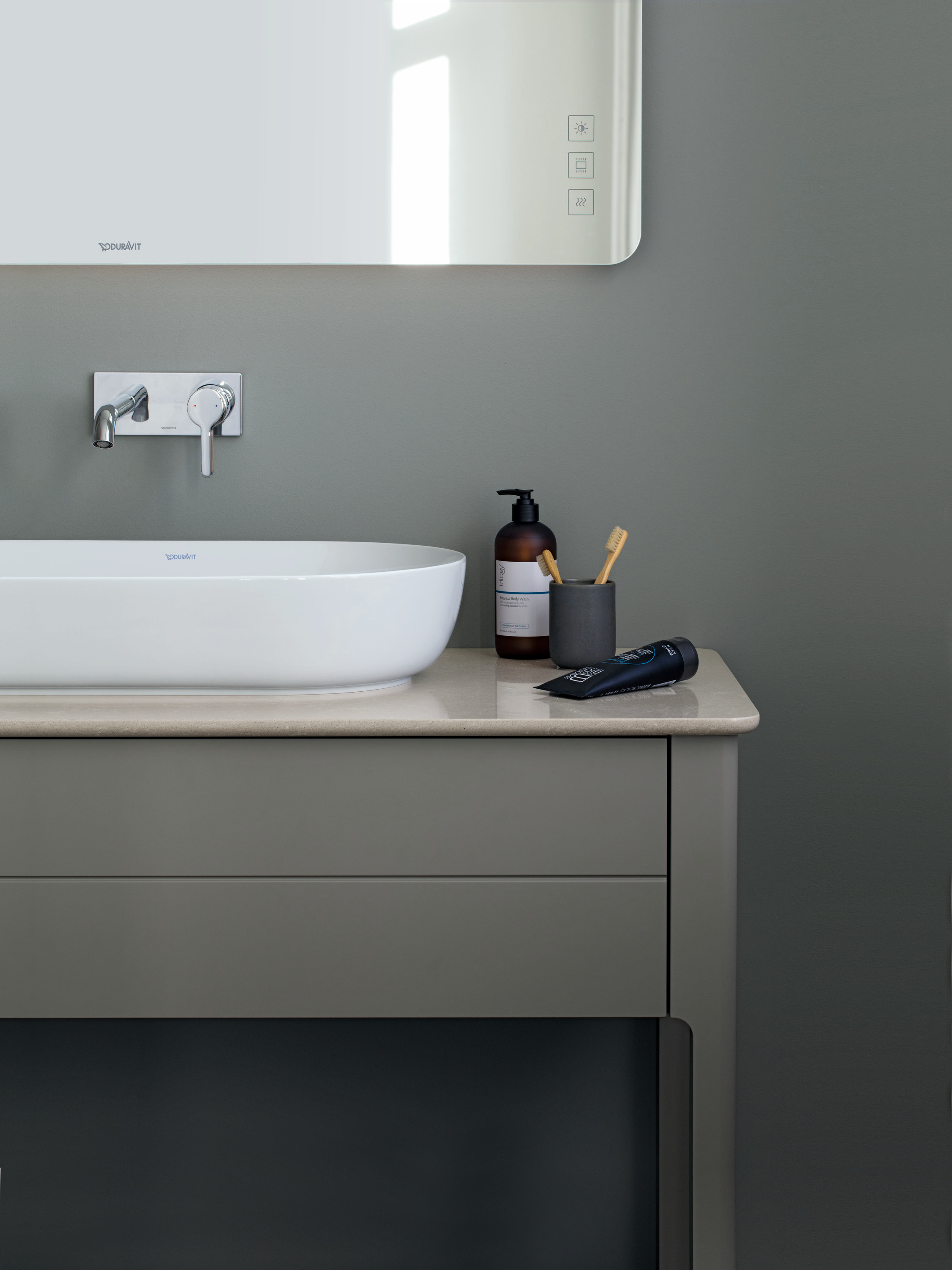 Duravit_Luv_DI_347249_300.jpg