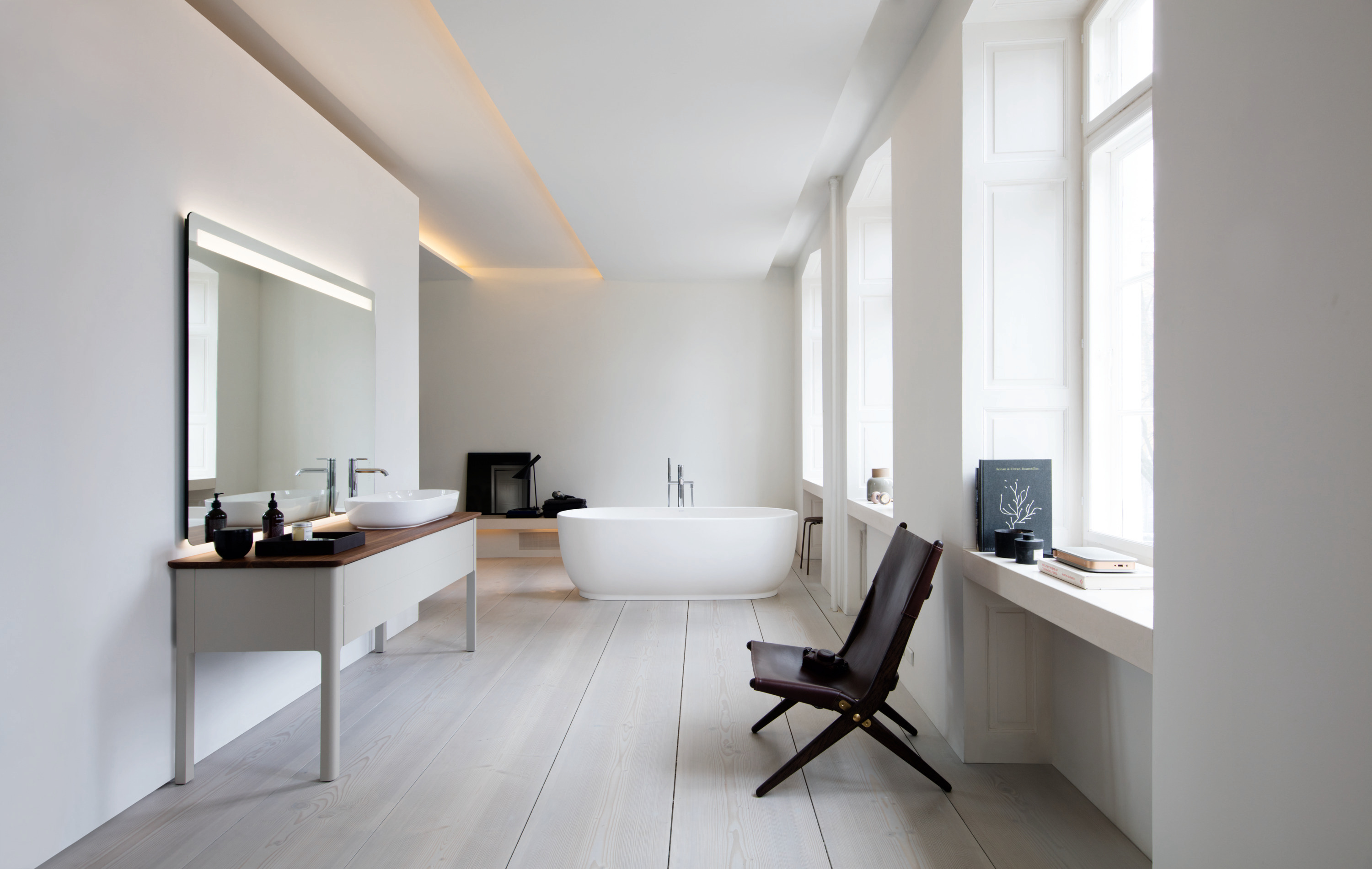 Duravit_Luv_ME_346808_300.jpg