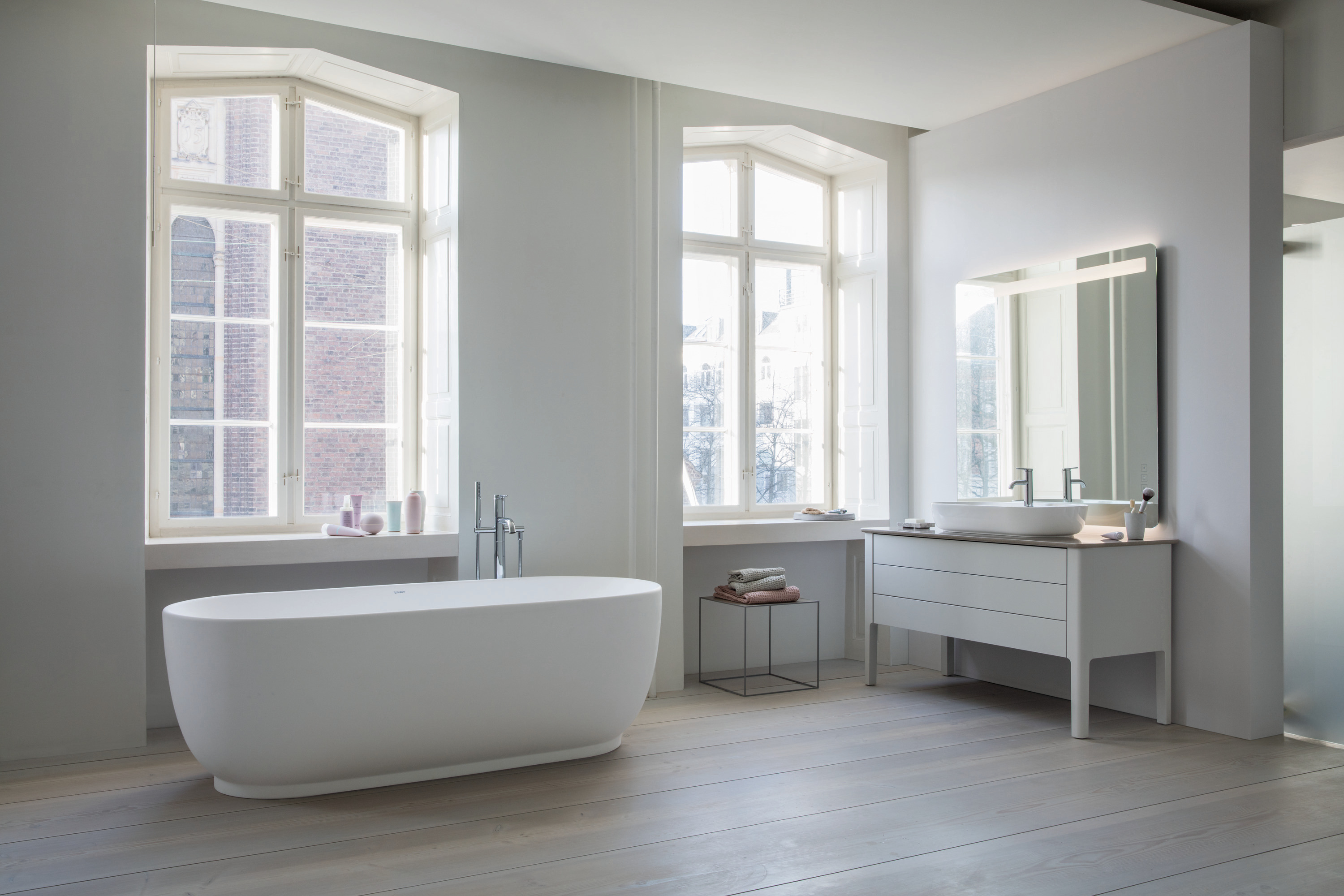 Duravit_Luv_ME_347223_300.jpg