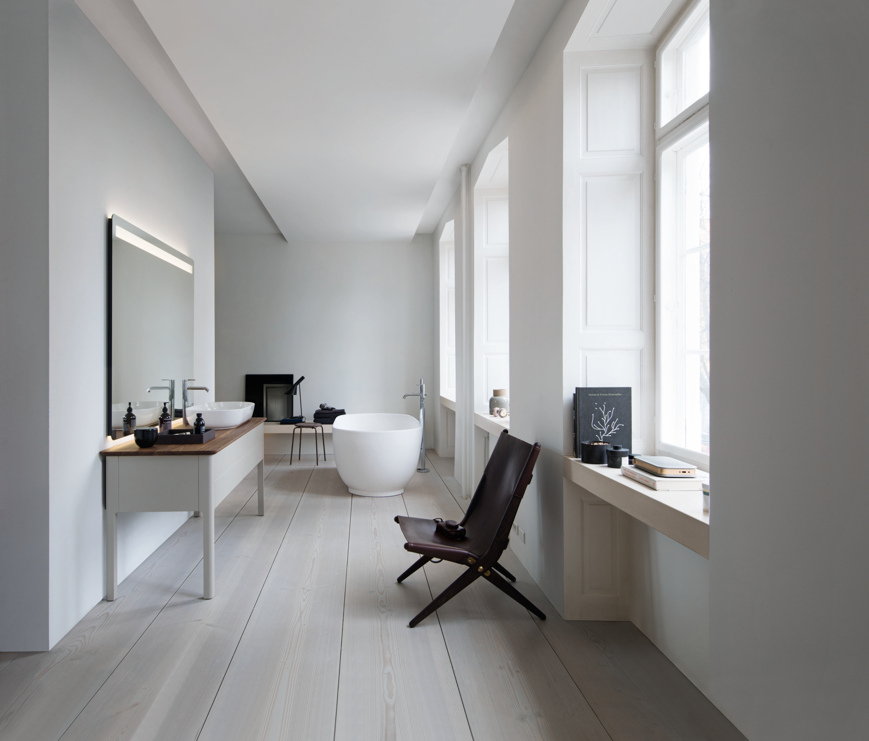 Duravit_Luv_ME_347268_300.jpg