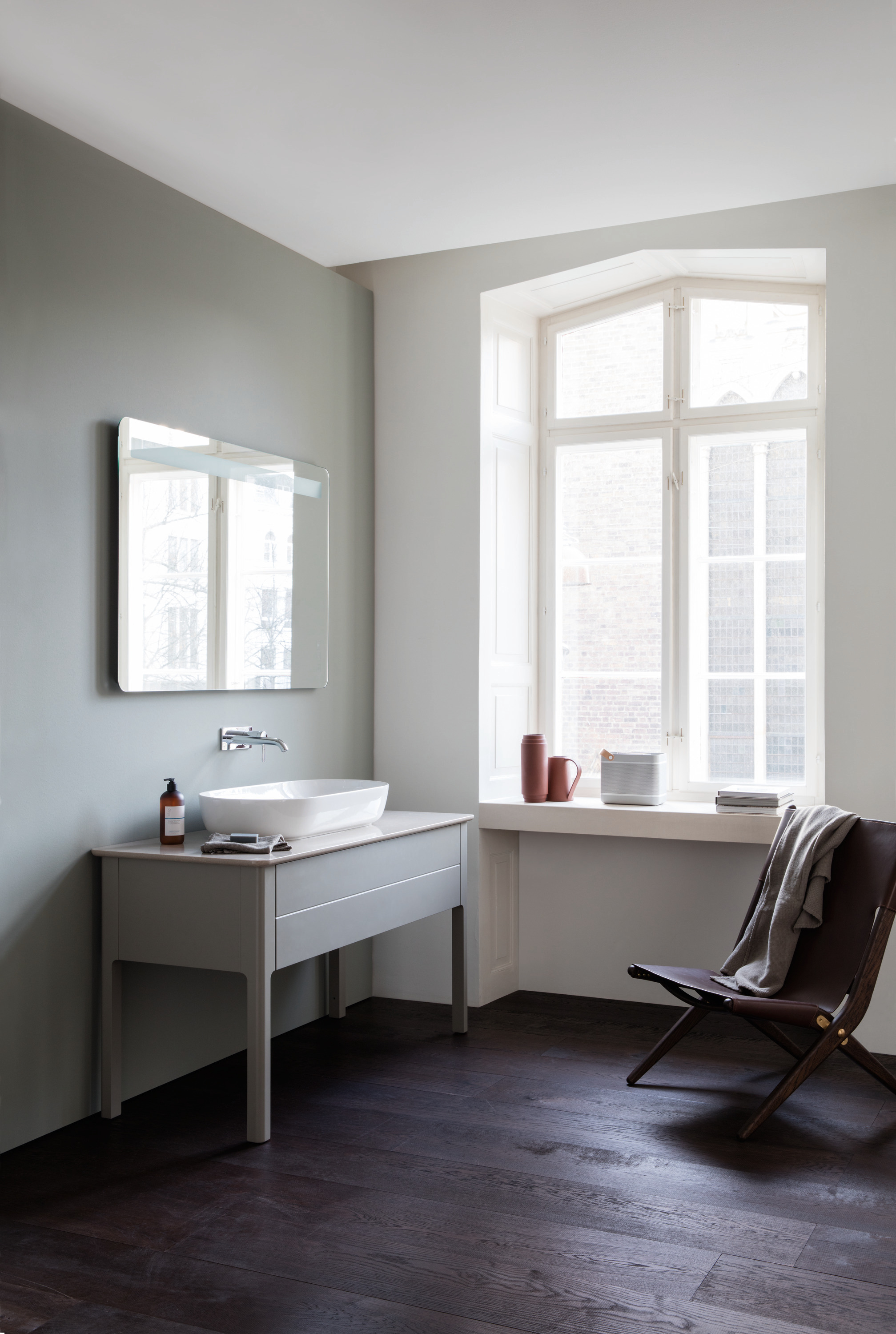 Duravit_Luv_PE_347254_300.jpg
