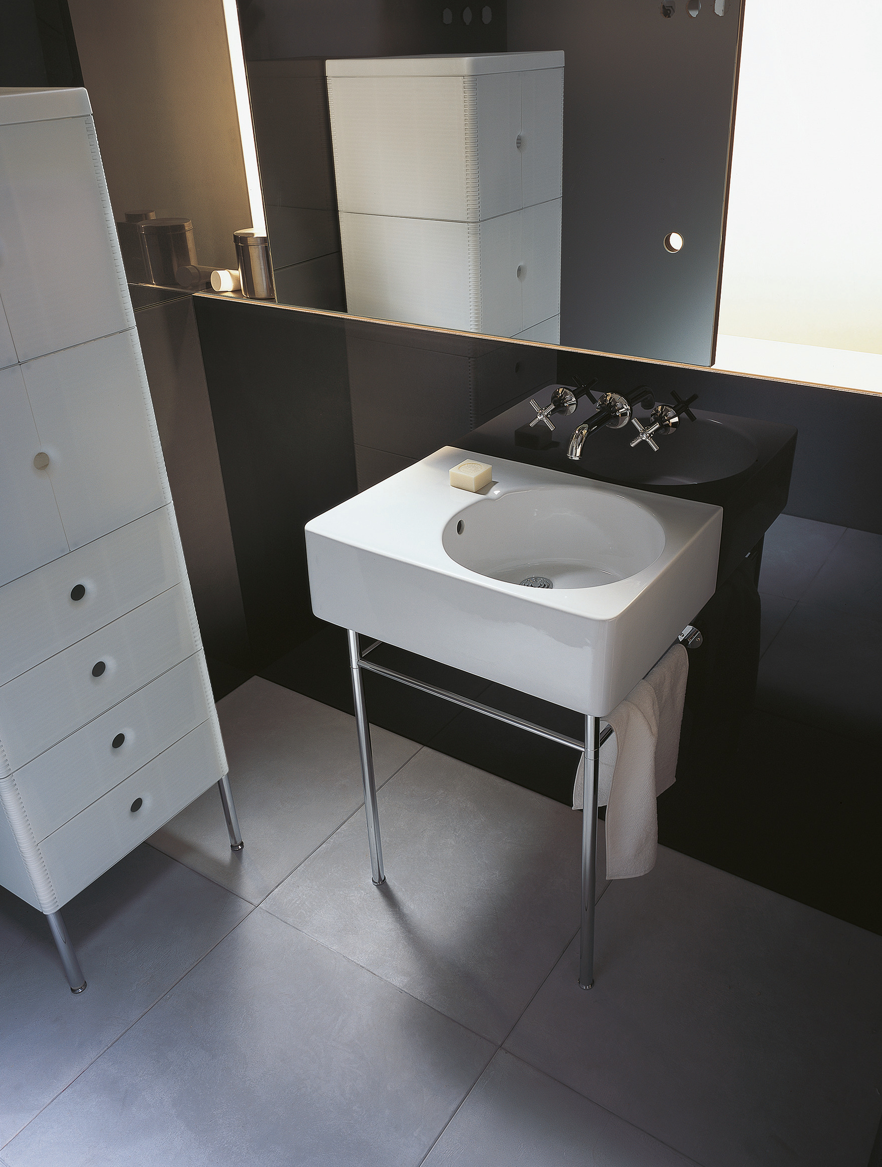 Duravit_Scola_PE_348568_300.jpg
