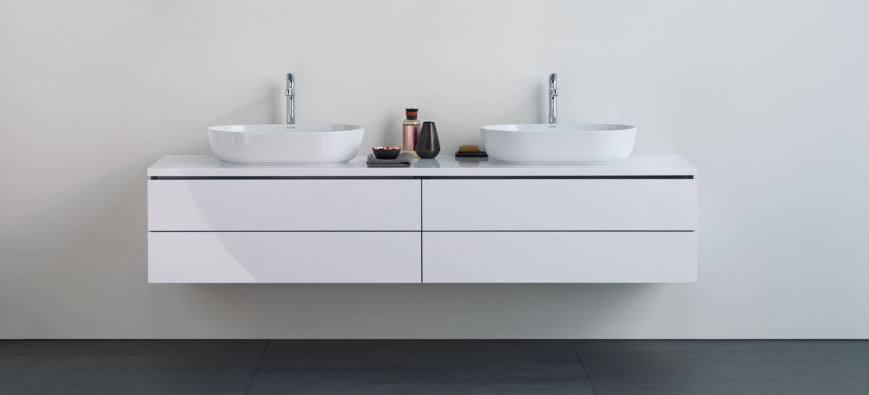 Duravit_Universalkonsolen_L-Cube_PE_347474_300.jpg
