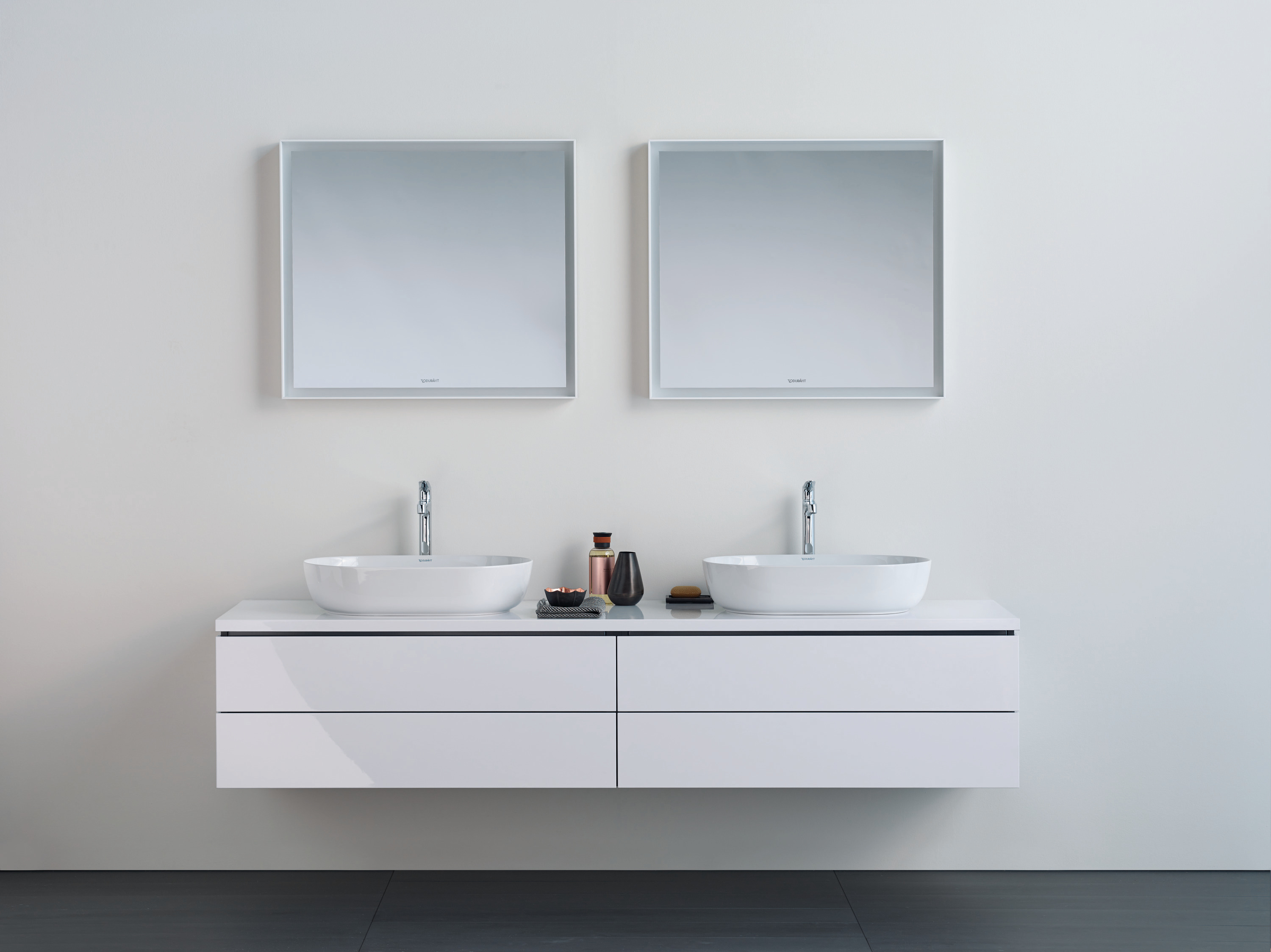 Duravit_Universalkonsolen_L-Cube_PE_347475_300.jpg