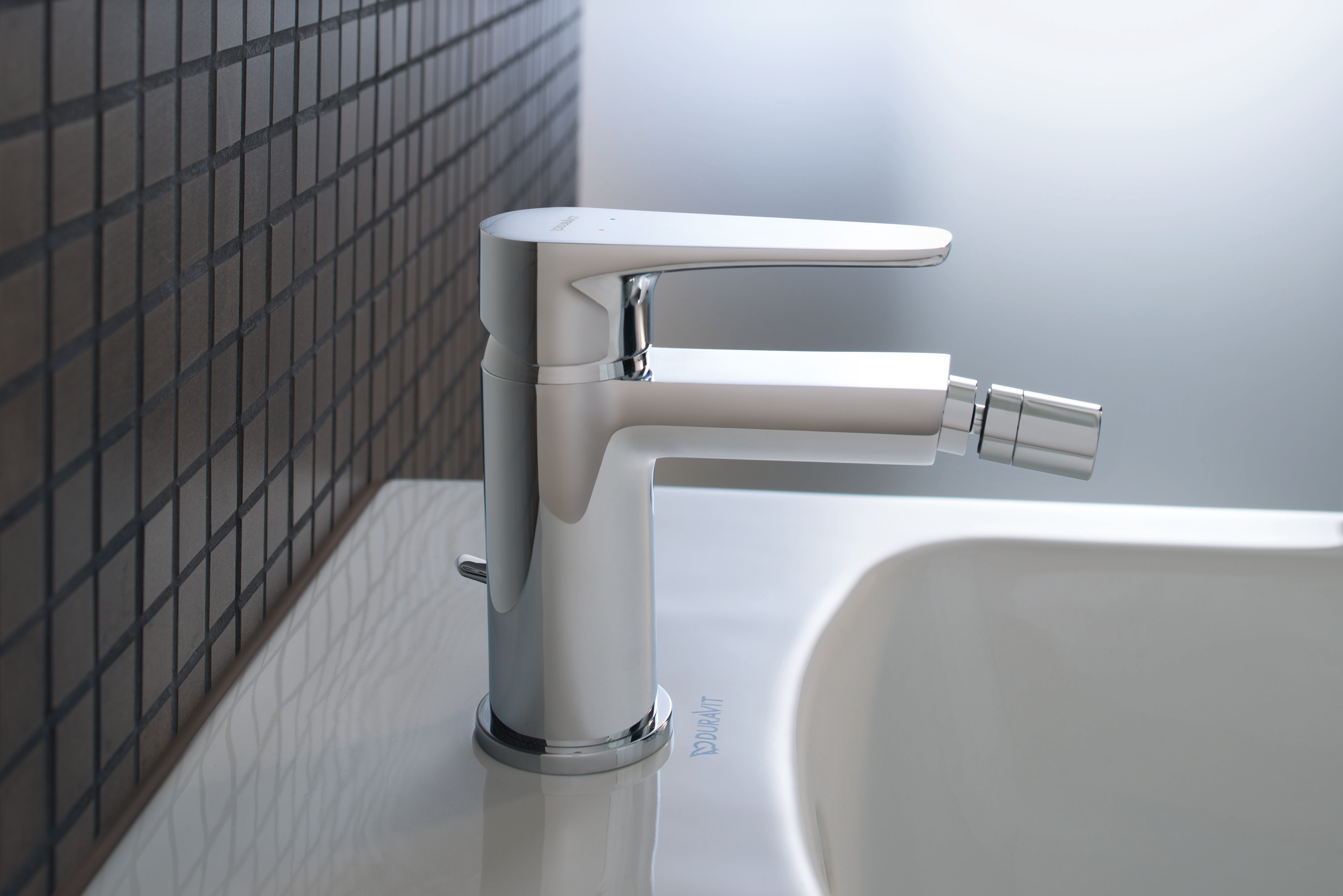 Duravit_B1_PE_370967_300.jpg
