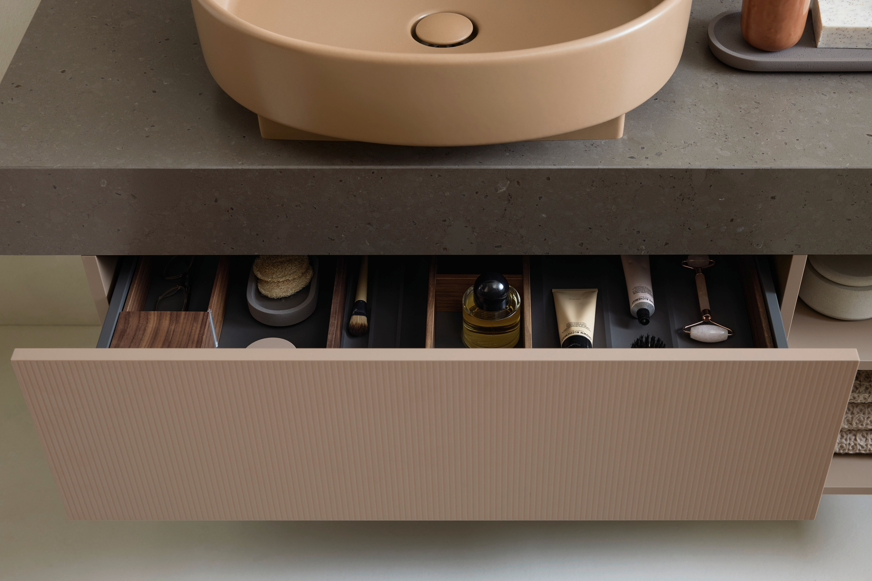 Duravit_Balcoon_3882887_300.jpg