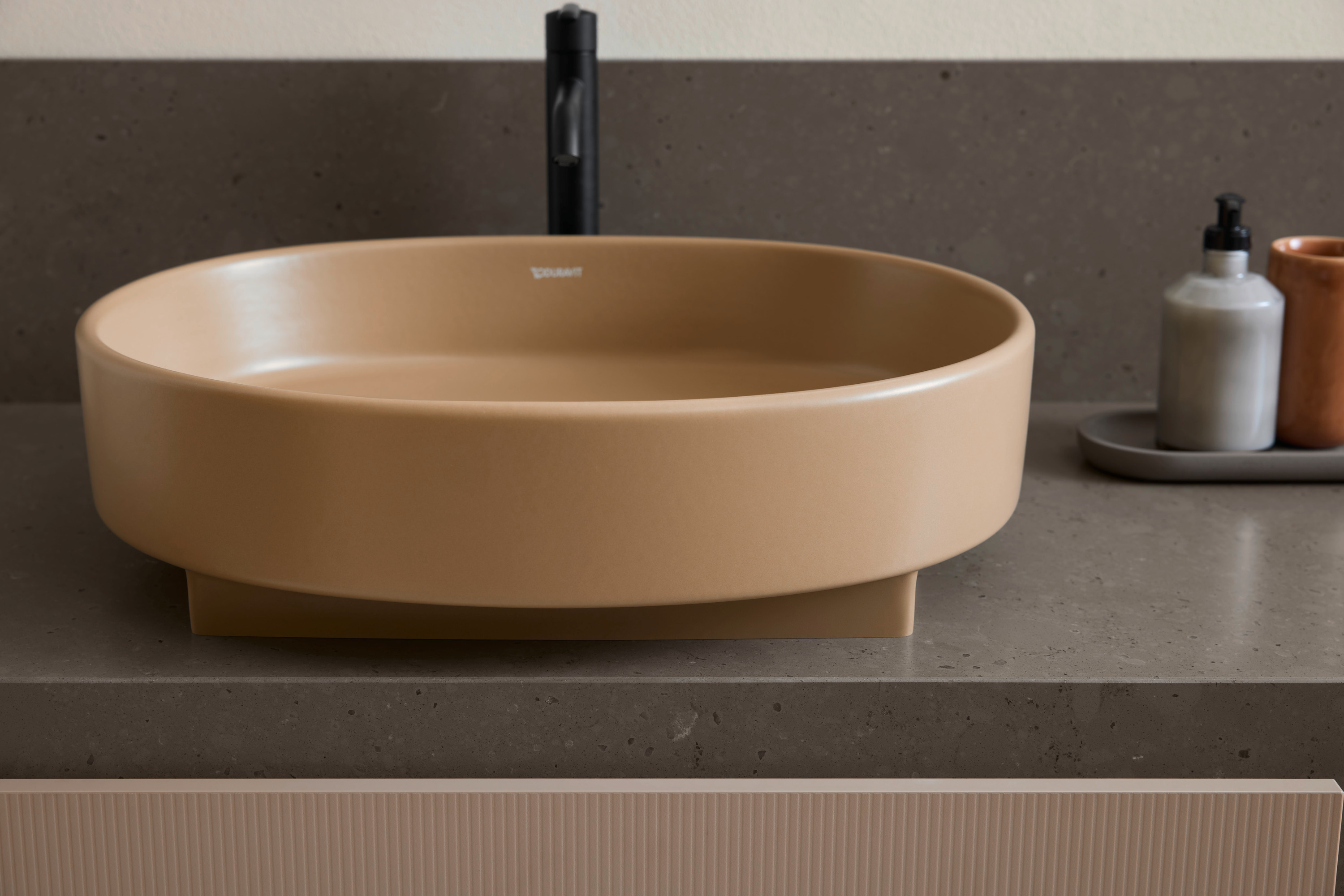 Duravit_Balcoon_3882888_300.jpg